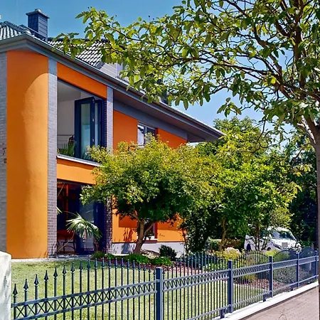 Am Rande Von Dresden Fuer Bis Zu 11 Personen - Willkommen In Der Toscana Villa *