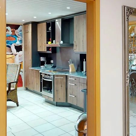 Am Rande Von Dresden Fuer Bis Zu 11 Personen - Willkommen In Der Toscana