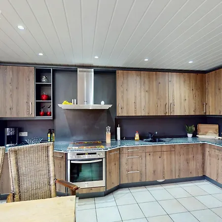 Villa Am Rande Von Dresden Fuer Bis Zu 11 Personen - Willkommen In Der Toscana *