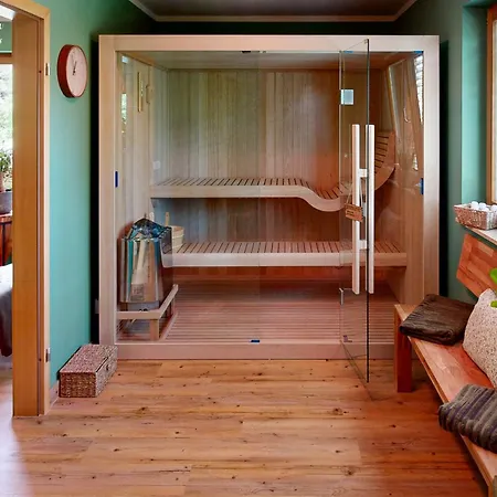 Am Rande Von Dresden Fuer Bis Zu 11 Personen - Willkommen In Der Toscana Villa Arnsdorf (Arnsdorf, Bautzen)