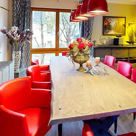 Am Rande Von Dresden Fuer Bis Zu 11 Personen - Willkommen In Der Toscana Villa