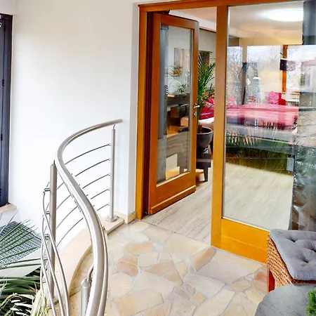 Am Rande Von Dresden Fuer Bis Zu 11 Personen - Willkommen In Der Toscana Villa *