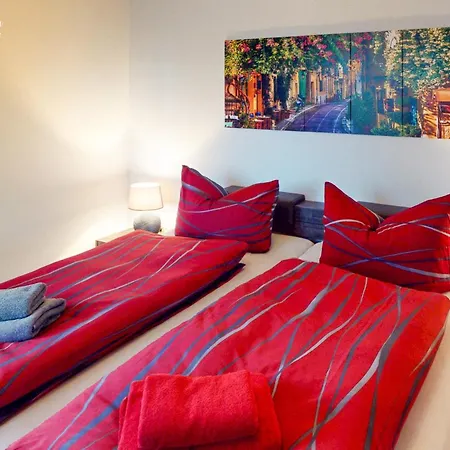 Am Rande Von Dresden Fuer Bis Zu 11 Personen - Willkommen In Der Toscana Villa *