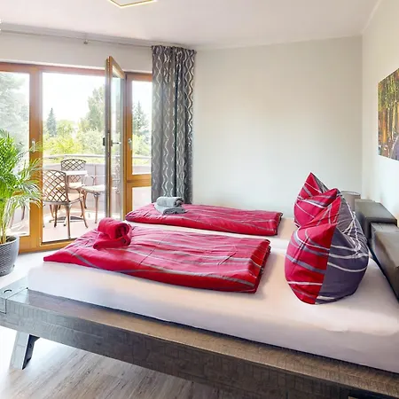 Am Rande Von Dresden Fuer Bis Zu 11 Personen - Willkommen In Der Toscana Villa *