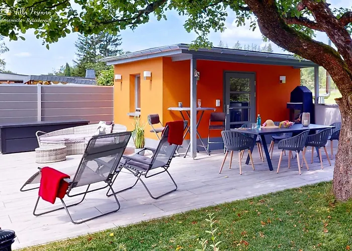 Am Rande Von Dresden Fuer Bis Zu 11 Personen - Willkommen In Der Toscana Villa Arnsdorf (Arnsdorf, Bautzen)