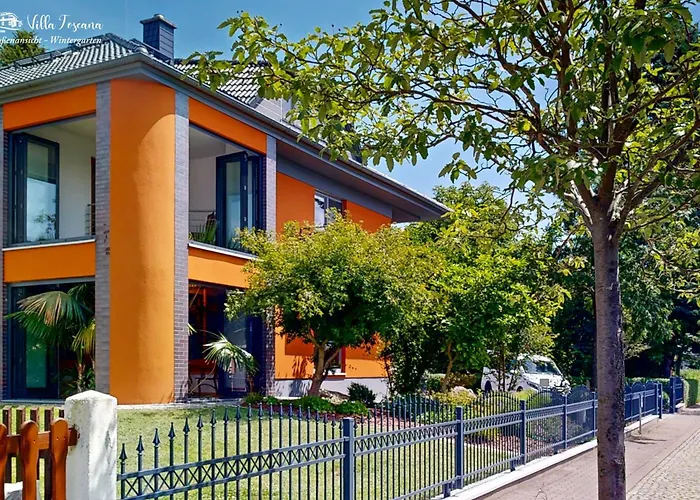 Am Rande Von Dresden Fuer Bis Zu 11 Personen - Willkommen In Der Toscana Villa *