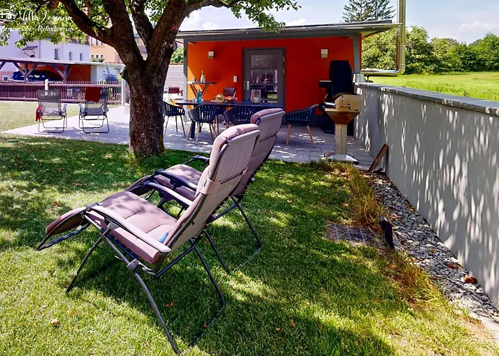 Am Rande Von Dresden Fuer Bis Zu 11 Personen - Willkommen In Der Toscana