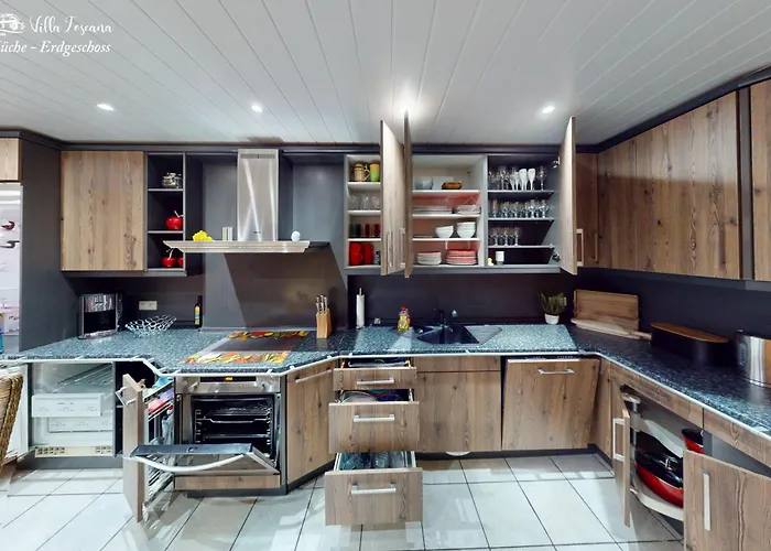 Am Rande Von Dresden Fuer Bis Zu 11 Personen - Willkommen In Der Toscana Villa