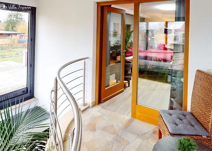 Am Rande Von Dresden Fuer Bis Zu 11 Personen - Willkommen In Der Toscana Villa *