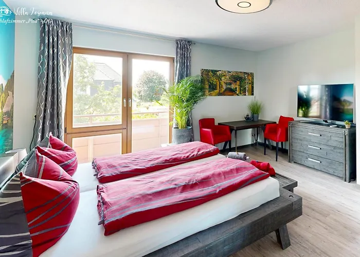 Villa Am Rande Von Dresden Fuer Bis Zu 11 Personen - Willkommen In Der Toscana