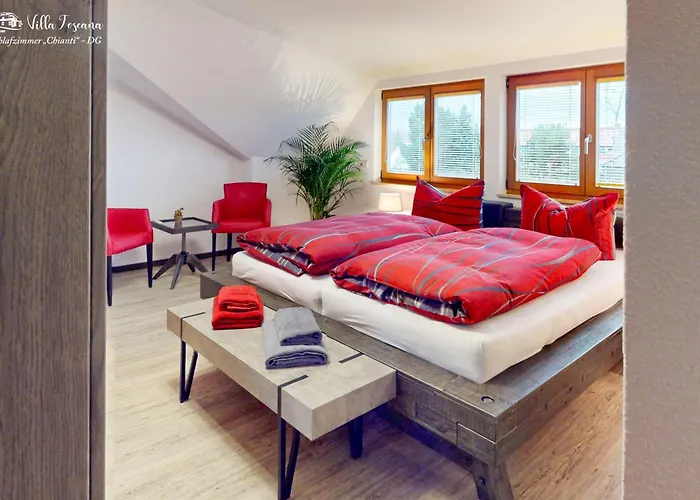 Am Rande Von Dresden Fuer Bis Zu 11 Personen - Willkommen In Der Toscana Villa *